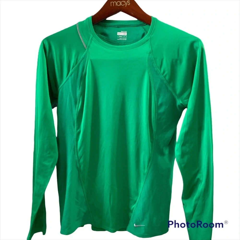 Nike Dri fit Long sleeves shirt Green Size Medium